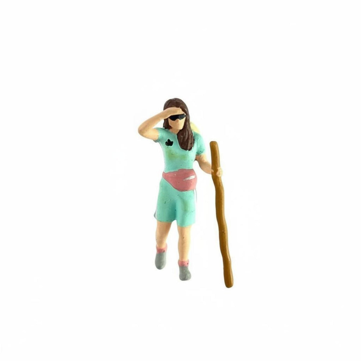 1:64 Scale Hiker Figure Realistic Feature Camping Scene Miniature Person Hand-Painted Resin Figurine Lifelike Features