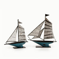 2 Pieces Metal Sailboat Figurine Decorative Tabletop Sailboat Stable Sculpture for Office