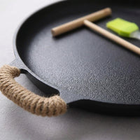 Frying Pan with Glass Lid for BBQ Grill and Gas Hob, Heavy Duty Cast Iron Skillet for Crepes, Oval Grill Pan with Accessories, Tortilla Pan
