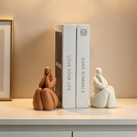 Minimalist Sitting Human Figurine Sleek Seated Figurine Modern Abstract Sculpture Contemporary for Bookshelf
