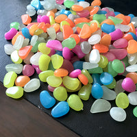Luminous Glow-in-the-Dark Pebbles for Fish Tanks, Landscaping, and Pathways - 1kg Bags