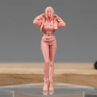 Detailed Carving 1/64 Scale Female Figurine Clothing Folds Miniature Scene Figure Body Contours for Model Display