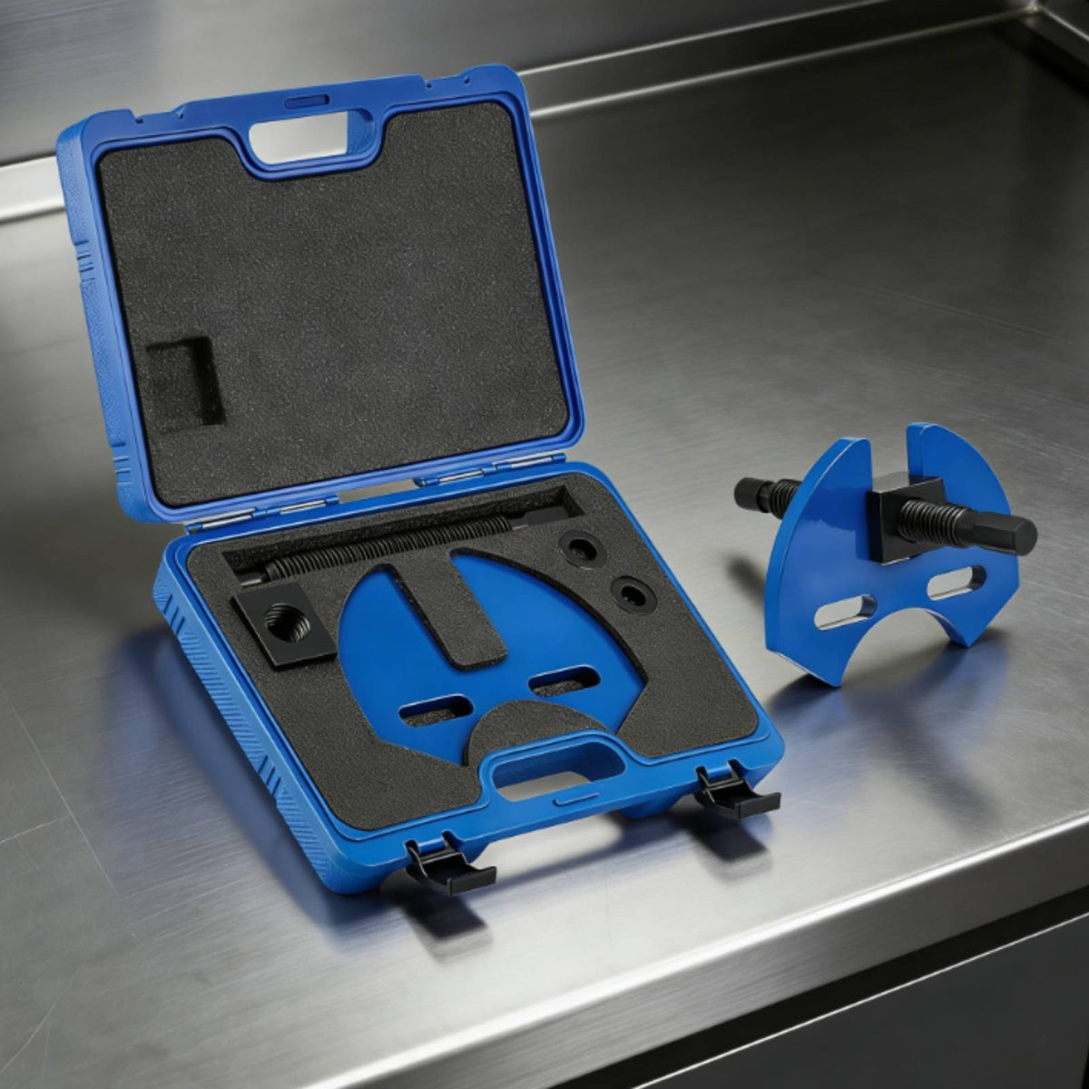 Threaded Wheel Hub Removal Tool Set with Carrying Case Damage-Undamaged Hub Remover Kit with Carrying Case Portable Long-Lasting for Mechanics