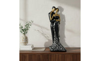 Bride and Groom Statue European Design Wedding Couple Figurine Lightweight Resin Newlywed Statue for Anniversary