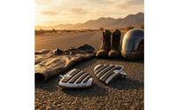 2 Pieces Motorcycle Foot Pegs with Rubber Grip Pattern Comfortable Biker Style Foot Pedals Lightweight for Motorcycles