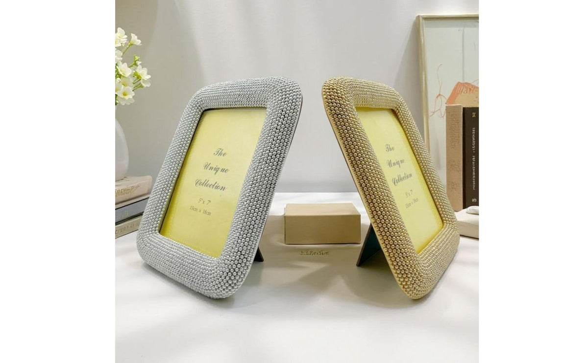 Elegant Design Tabletop Photo Frame Luxury Design Resin Photo Stand Artisanal Look House Decoration for Desktop
