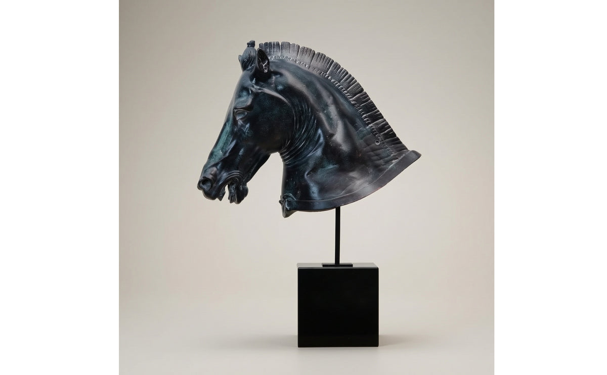 Horse Head Sculpture Antique-Influenced Horse Head Statue Resin Sculpture with Base for Art Collectors, Living Room, Entryway, Display Shelf