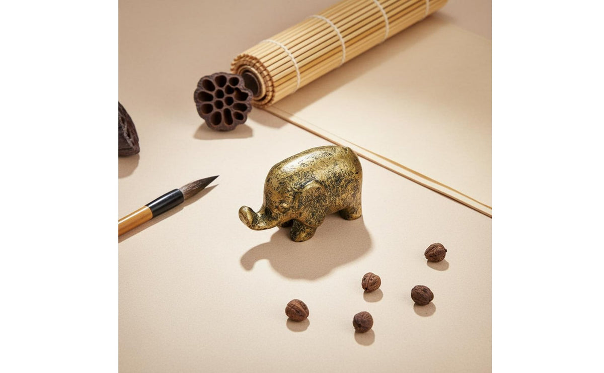 Vintage Look Cast Iron Elephant Paperweight Gift Idea Elephant Paperweight Collectible Cast Iron Desk Decor Heavy Duty for Bookshelf