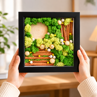 moss art frame