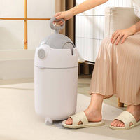 Odor-Control Diaper Trash Can Portable Diaper Pail Matte Nursery Bin with Handle Easy to Clean for Pet Owners