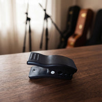 Spring-Loaded Saxophone Mic Clip Slimline Saxophone Mic Clip Compact Textured Grip for Saxophonists, Gigs, Rehearsals, Recording