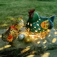 Solar Lantern Chicken Statue Hen and Chicks Statue Night Glow Lighted Chicken Yard Decor for Garden, Lawn, Patio