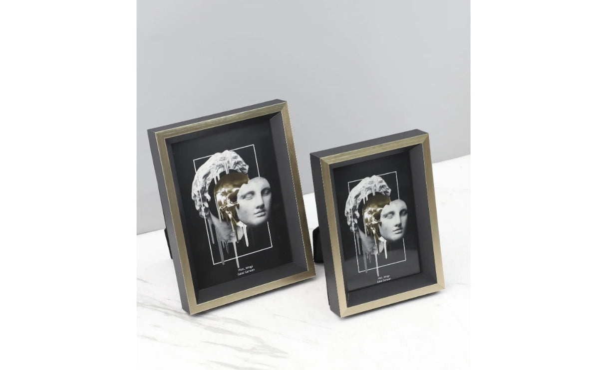 Photo frame Display Enclosure Layered Deep Picture Frame Clear Window Tabletop ornament for Desktop
