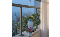 Flower Accents Bird Wreath Ornament Painted Floral Bird Ornament Wood Textured Hanging Hummingbird Decorative for Home, Balcony, Courtyard
