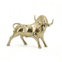 Bull Figurine Polyresin Bull Statue Sculptural Animal Figurine for Homeowners, Art Collectors, Office, Housewarming