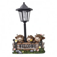 Solar Statue with Moorland Cows Outdoor Yard Sculpture Farmhouse Patio Decoration for Gardeners, Porch