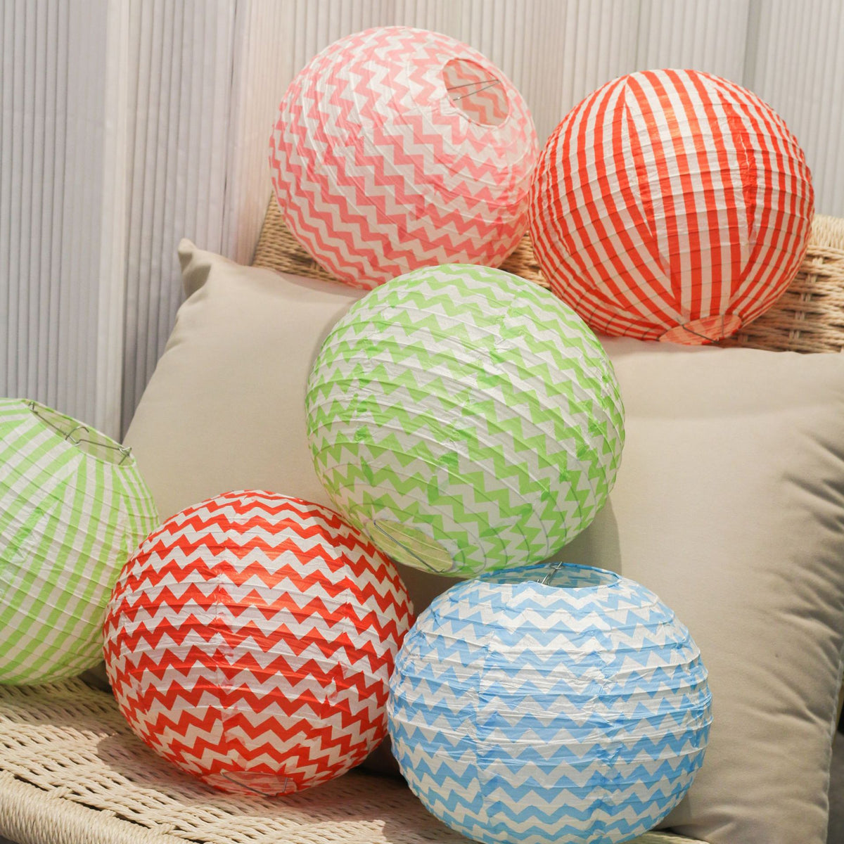 Decorative Paper Lanterns for Festivals, Photography Props, and DIY Crafts