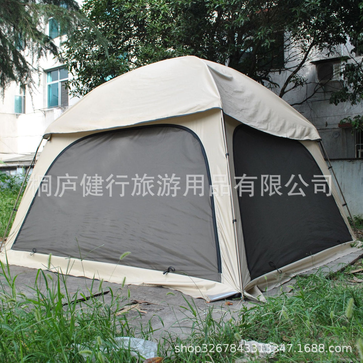 Black Fortress 6-Person Double-Layer Luxury Camping Tent with Sunshade