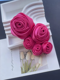 Fabric Rose Brooch Pin for Women, Elegant Silk Flower Lapel Pin for Professional Attire & Fashion Accessories