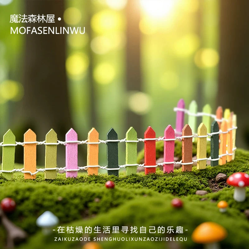 Miniature Garden Fence Decor for Moss Terrariums and DIY Landscapes