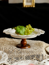 European Embossed Wooden Fruit Plate with High Stand for Afternoon Tea Desserts and Snacks