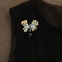 Elegant Butterfly Brooch Pin for Women, Vintage Lightweight Luxury Design