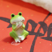 Miniature Resin Frog Figurines for Micro Landscape, Fish Tank, and Desk Decor