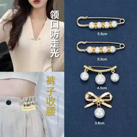 Rhinestone Bowknot Pearl Brooch Pin for Women's Neckline and Clothing Fixation