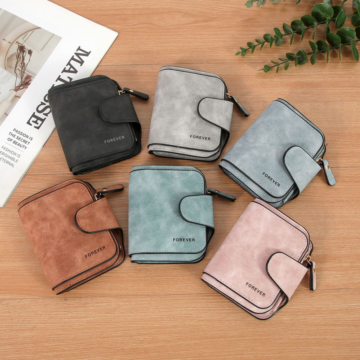 Retro Frosted Leather Women's Short Wallet with Multiple Card Slots and Coin Purse