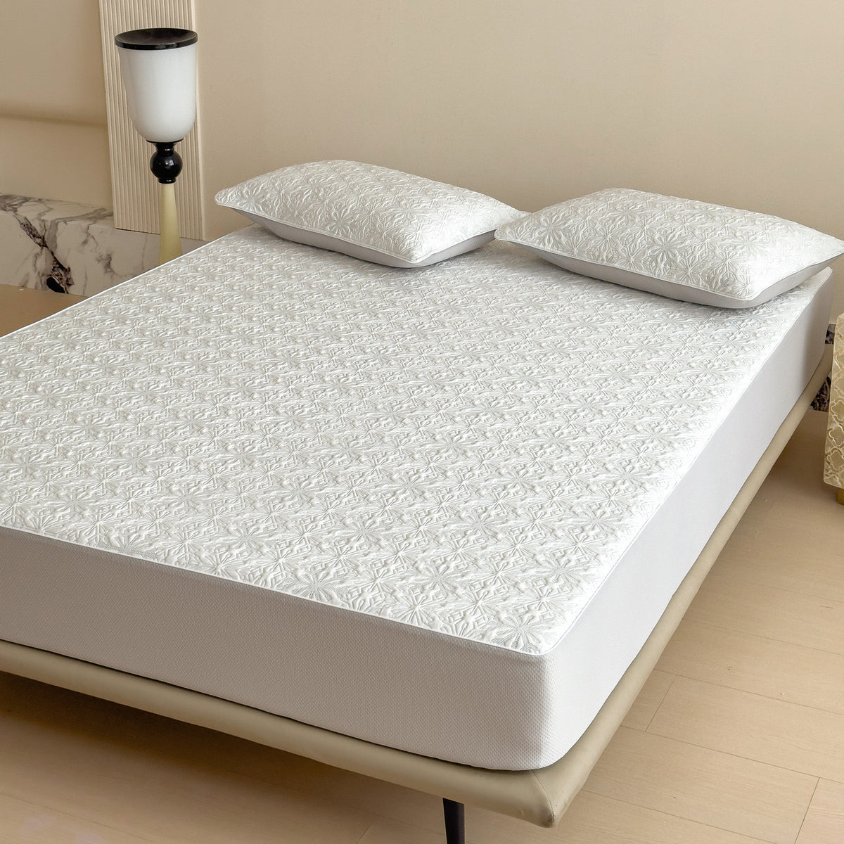 Premium Machine Washable Cooling PE Fiber Ice Silk Mat for Air-Conditioned Rooms