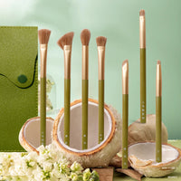 7-Piece Avocado Makeup Brush Set with Soft Bristles for Eyeshadow, Eyeliner, and Nose Contour