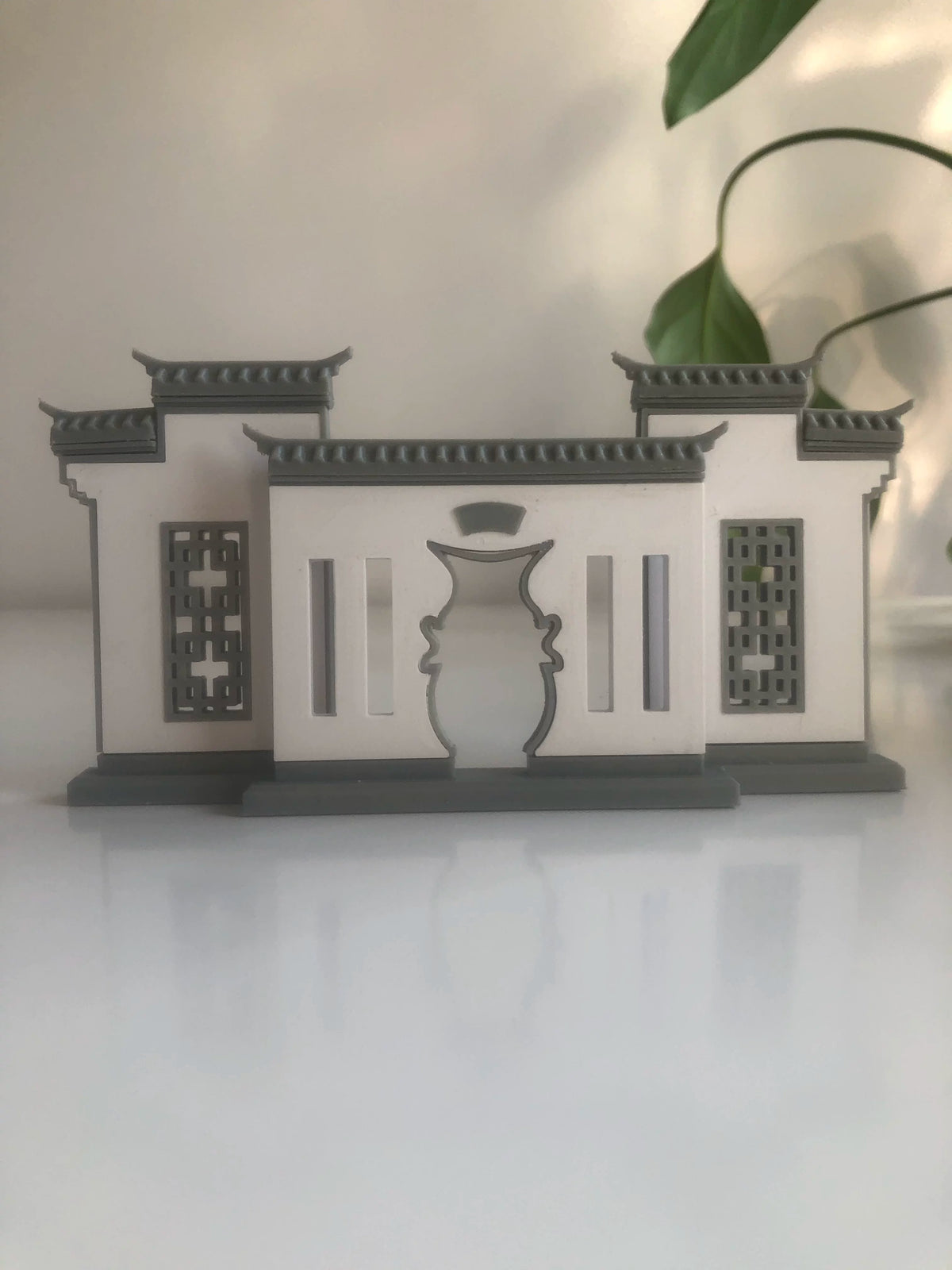 Miniature Half-Moon Wall Ancient Architecture Micro Landscape Ornament for Aquariums and Desktops