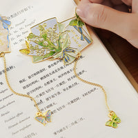 Floral Metal Hollow Bookmark - Elegant Flower Design for Students & Teachers