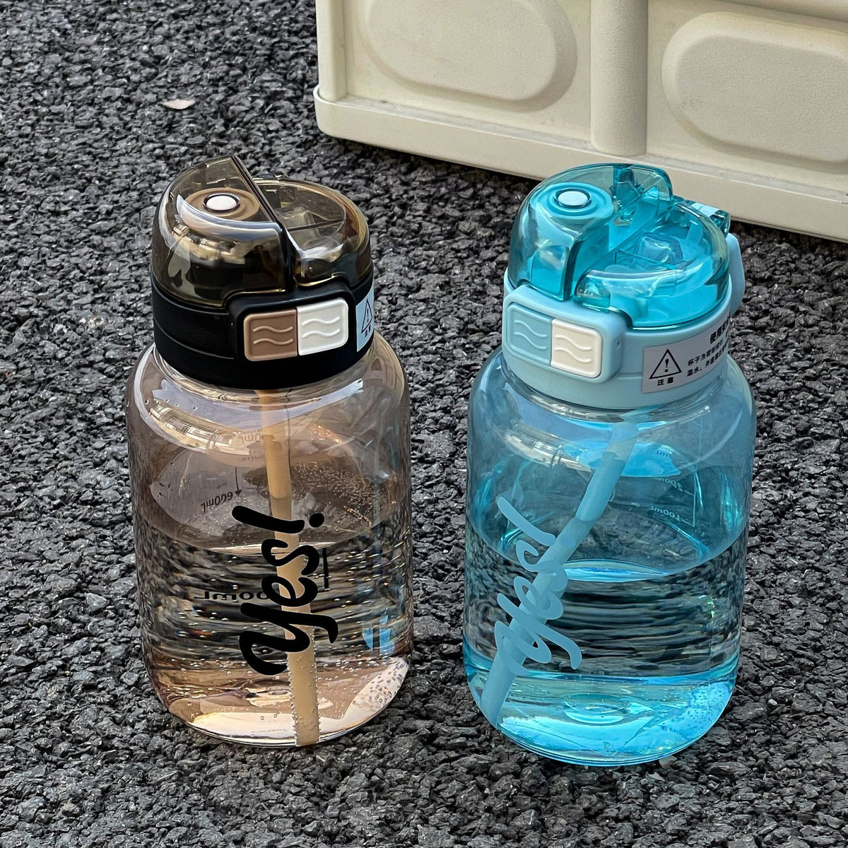 Summer Transparent Plastic Water Bottle with Handle for Outdoor Sports and Travel, Dual-Drink Design
