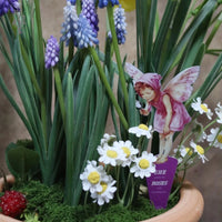Garden Decorative Iron Art Rabbit Planter Stakes for Potted Plants and Yard Decor