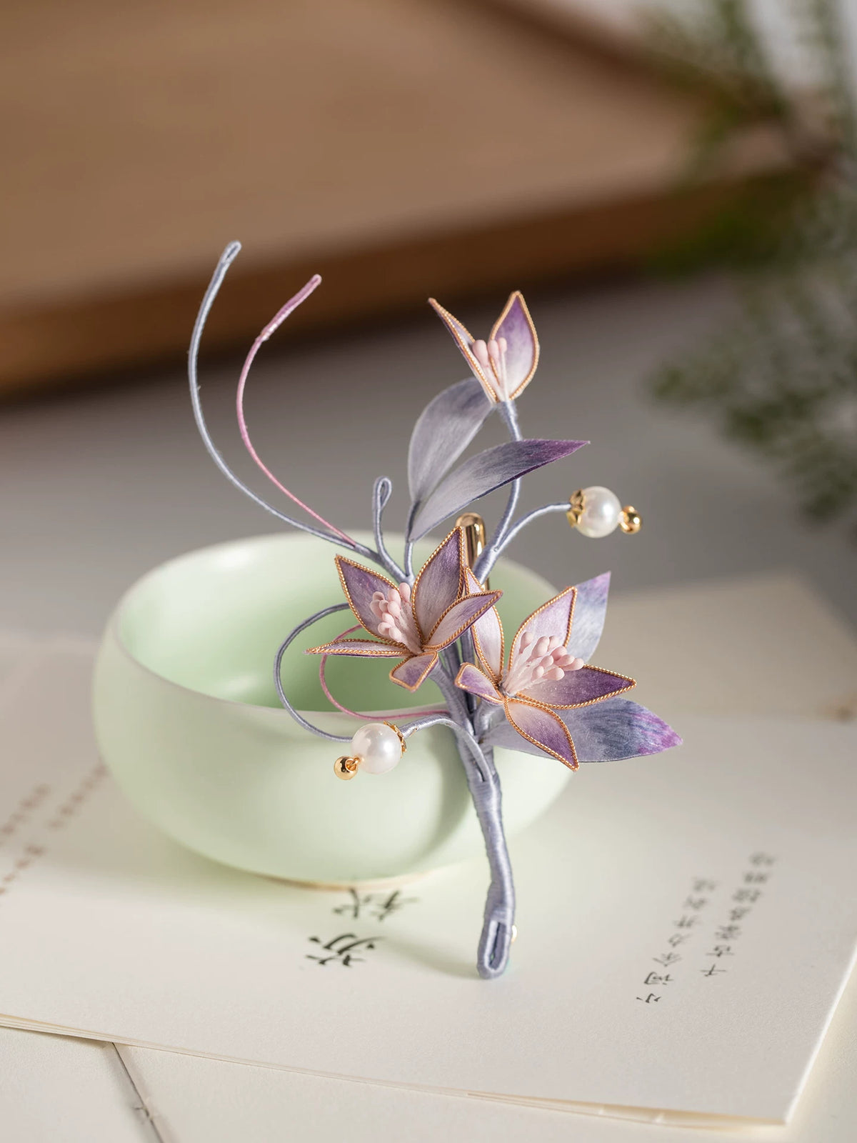 Wisteria Filigree Velvet Flower Brooch for Hanfu and Cheongsam, New Chinese Style Hair Accessory