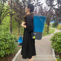 Automatic Handheld Spreader for Snow Melting, Fertilizing, and Seeding