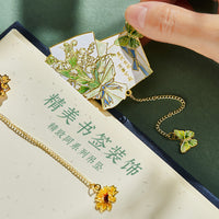 Vintage Style Metal Bookmark with Hollowed Floral Design, Elegant Gift for Graduates and Teachers