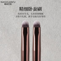 Portable Makeup Brush Set with Storage Case - Eyeliner, Eyeshadow, Eyebrow, and Lip Brushes