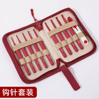 Ergonomic Crochet Hook Set with Storage Case for Yarn Knitting and Crafting