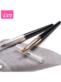 Mini Portable Lip Brush with Cap for Beginners, Retractable Lipstick Applicator for Precise Lip Contouring