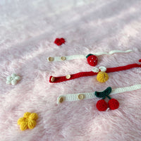 Hand-Woven Pet Collar Necklace for Cats and Small Dogs, Cute Floral Design
