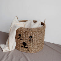 Wholesale Vietnamese Pastoral Woven Storage Basket for Living Room and Bedroom