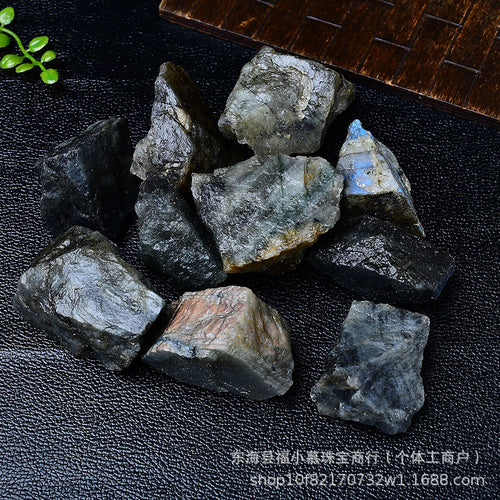 Natural Labradorite Crystal Rough Stones for Aromatherapy and Home Decor