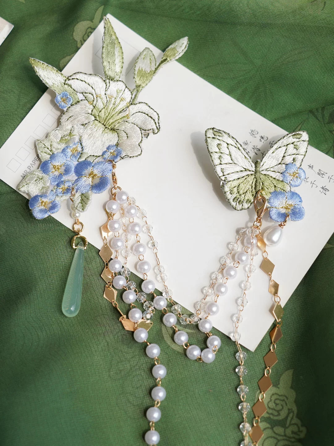 Embroidered Hair Clip Brooch Set for Hanfu - Windproof Design