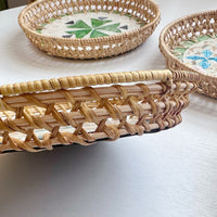 Handwoven Rattan Fruit Basket with Shell Inlay, Decorative Round Hollow Snack Tray for Living Room