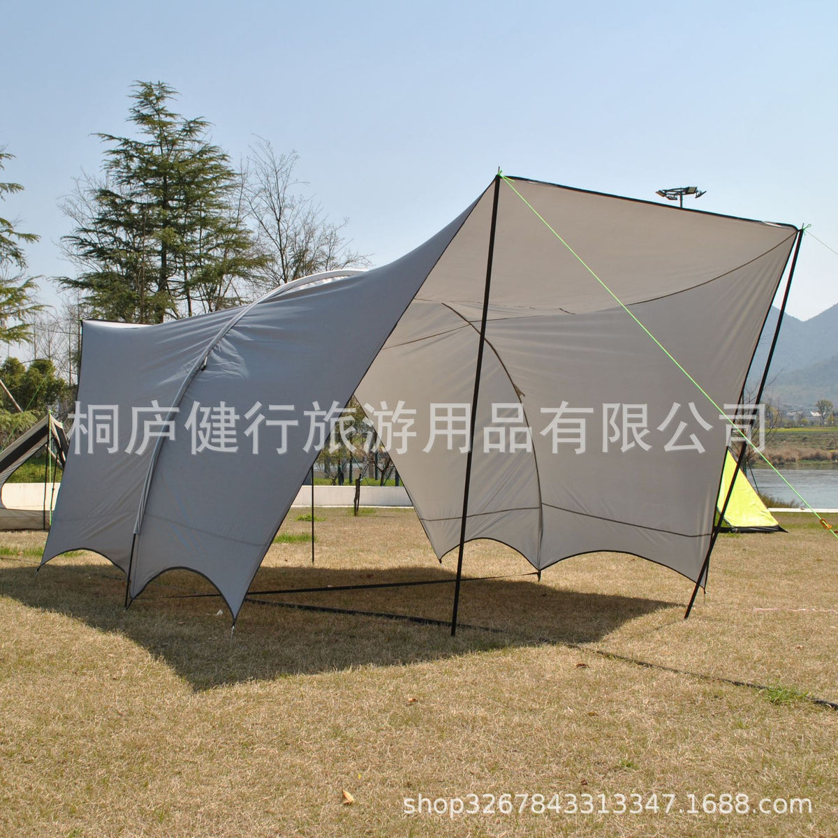 Large 12-Person Seagull Tarp Shelter for Family Gatherings, Waterproof Sunshade Canopy