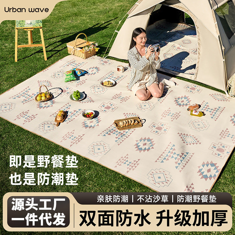 Waterproof Picnic Blanket Mat for Outdoor Camping and Beach, Moisture-proof and Portable