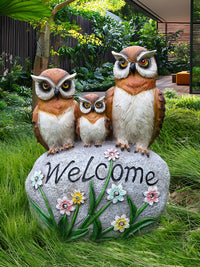 Outdoor Garden Squirrel Bird Feeder Statue with Solar Light, Resin Animal Sculpture for Patio and Yard Decor