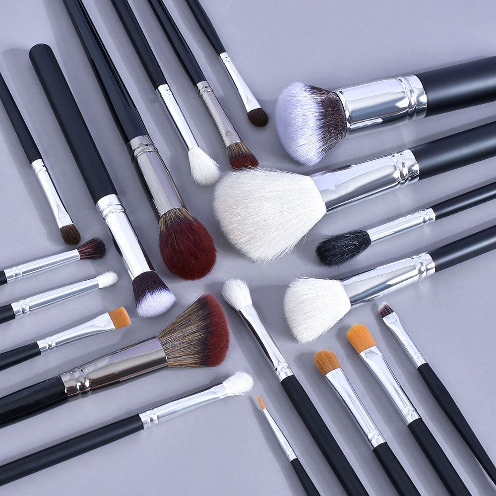 Professional Animal Hair Makeup Brush Set with Storage Bag for Eyeshadow, Concealer, and Contour